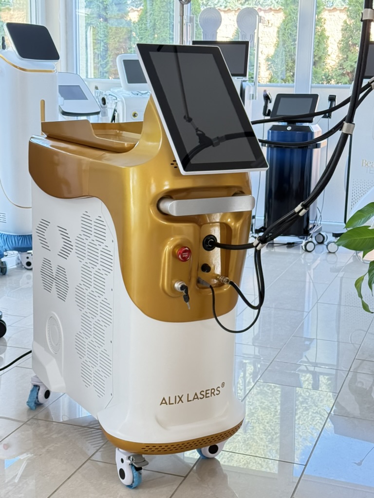 Alix SHARK® Alexandritlaser – Studio Setup: Premium Gold-Weiß Design